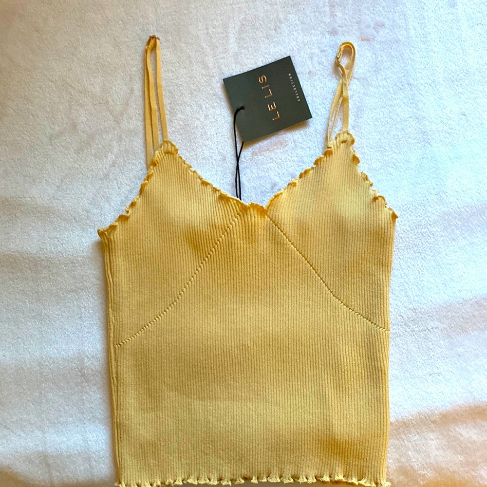 Le Lis yellow surf tank